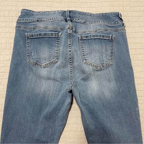 Torrid Premium Stretch Jegging Skinny Jeans Med Wash Size 16 R - Picture 11 of 12